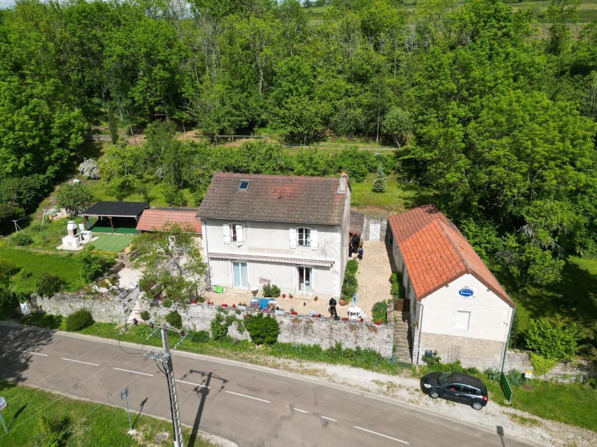 Gite Santenay Les Bains Saint-Sernin-du-Plain Buitenkant foto